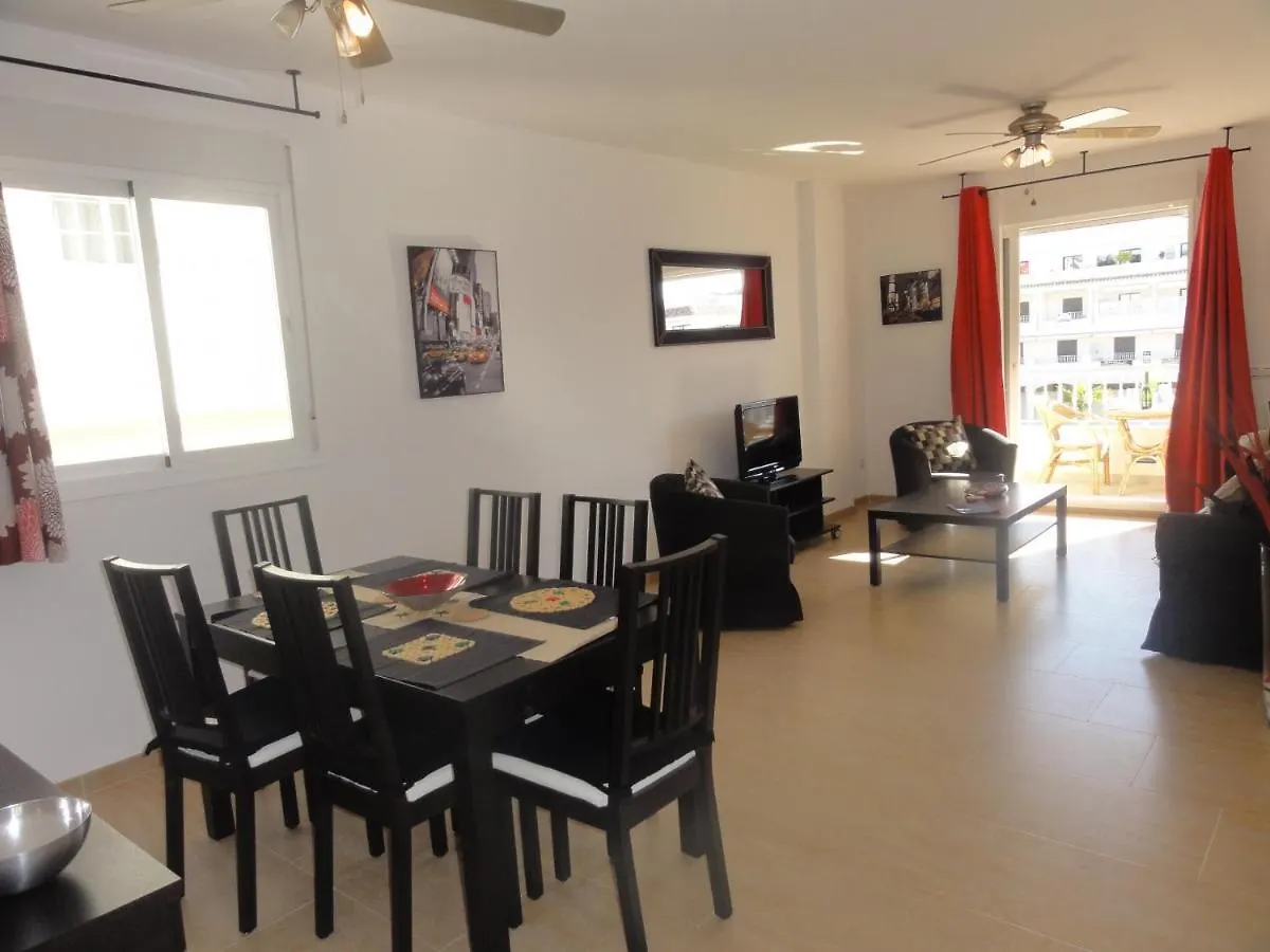 Plaza Espana, Nerja Apartment